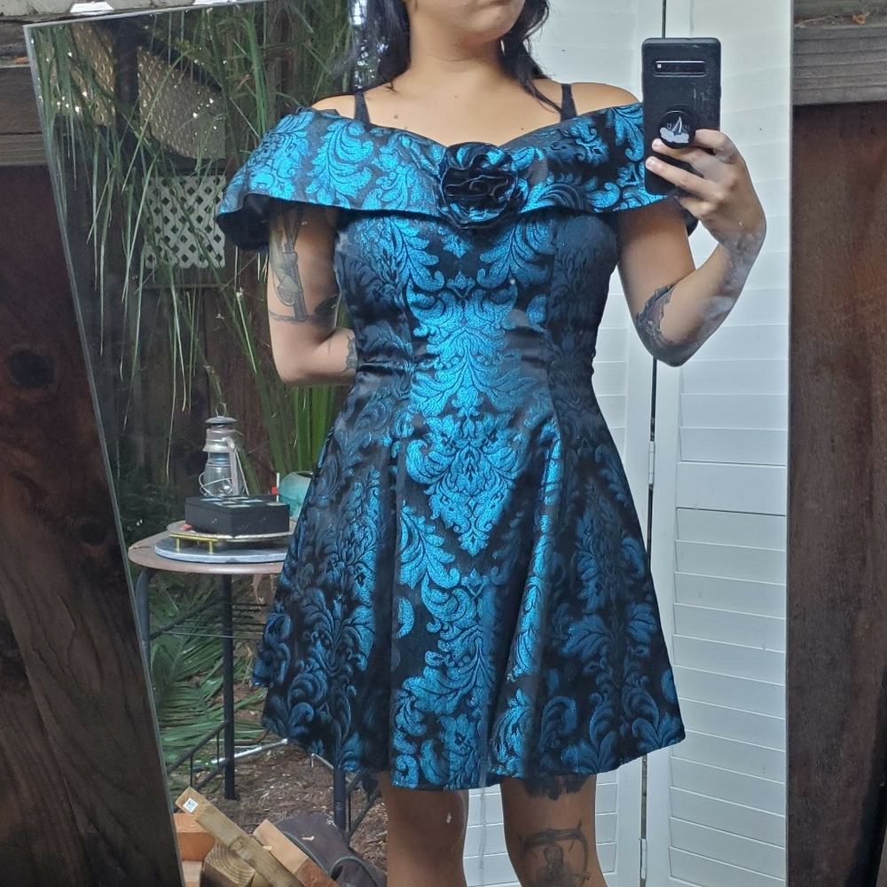 Vintage Scott McClintock Blue Metallic Off Shoulder Baroque Damask Party Dress